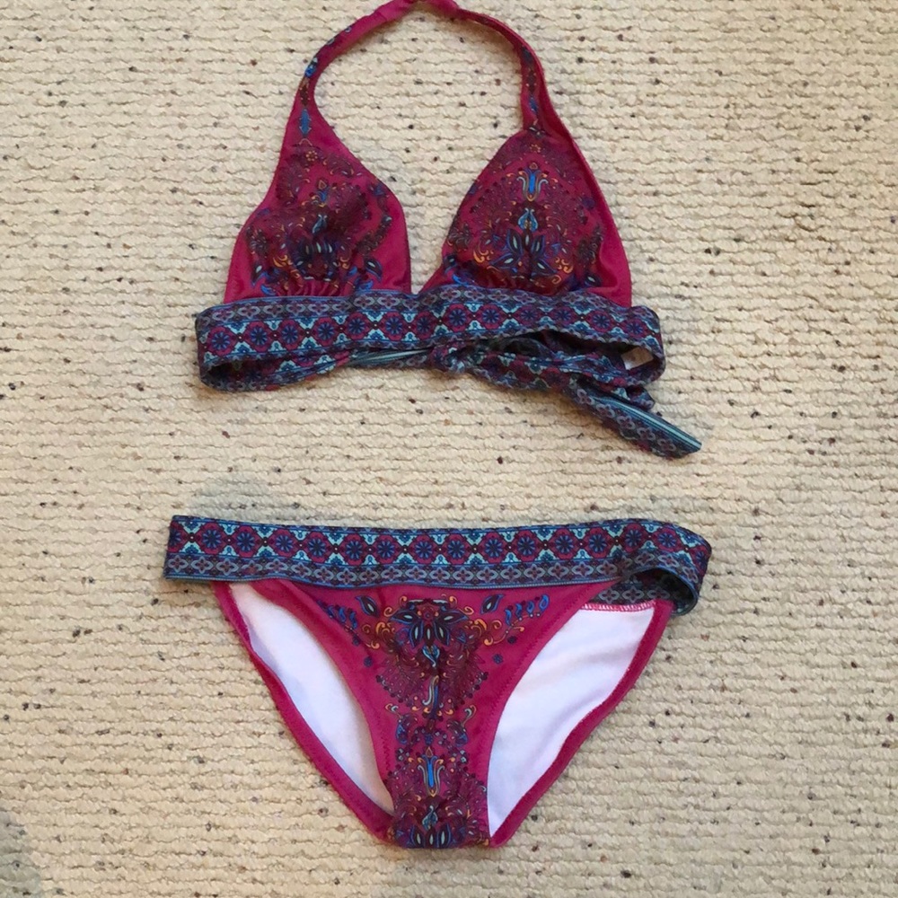 Bathing suit